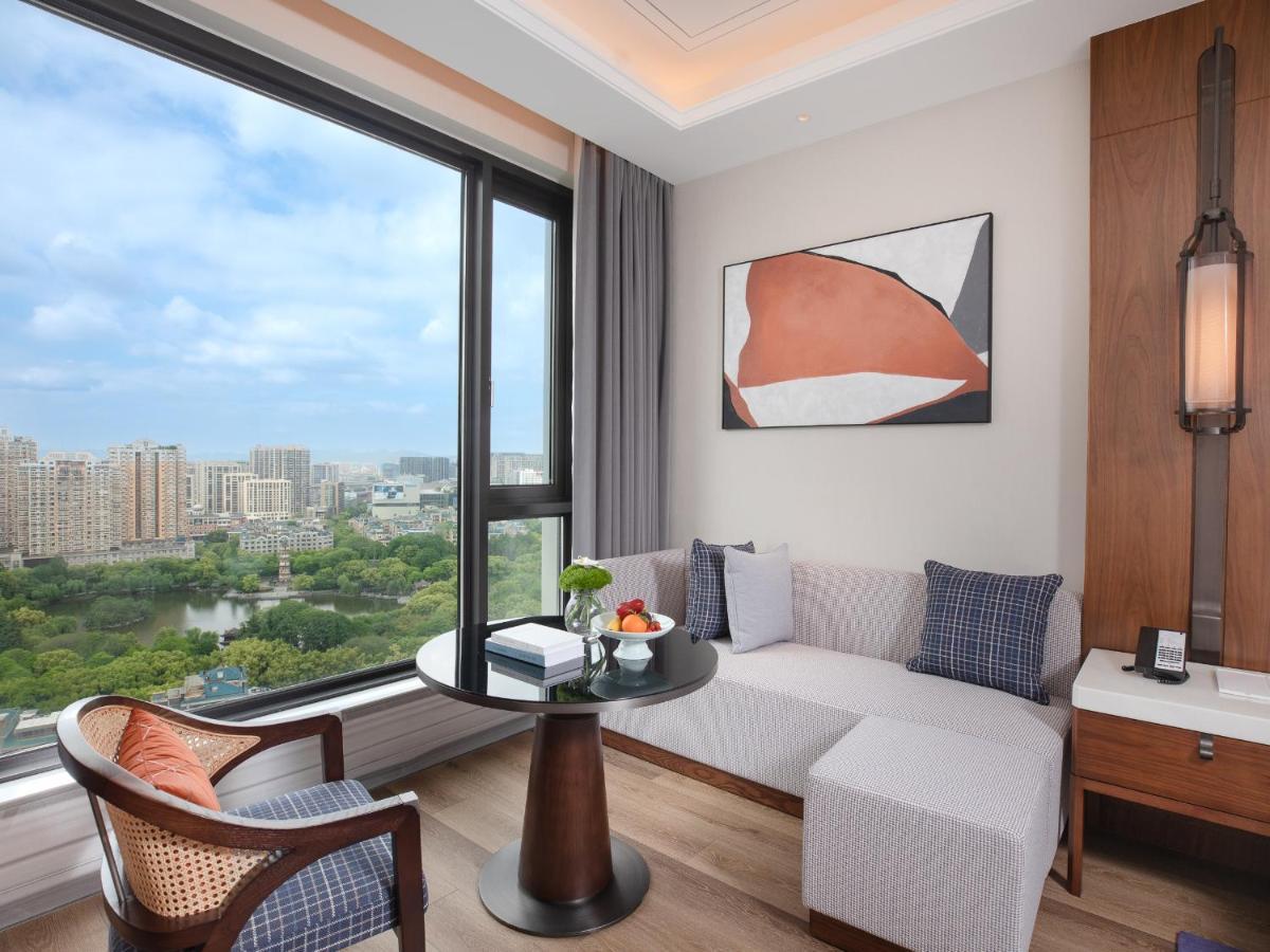 Kingdom Hotel Yiwu  Eksteriør billede