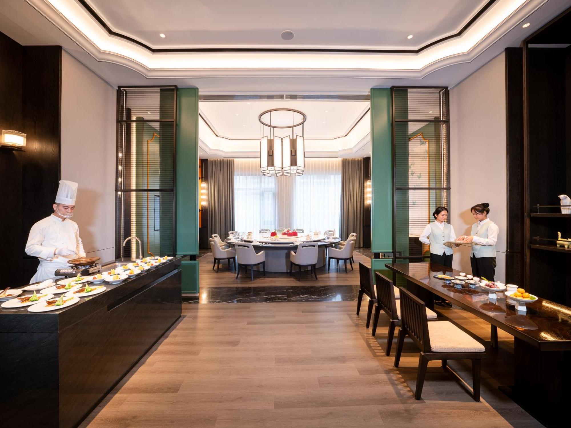 Kingdom Hotel Yiwu  Eksteriør billede